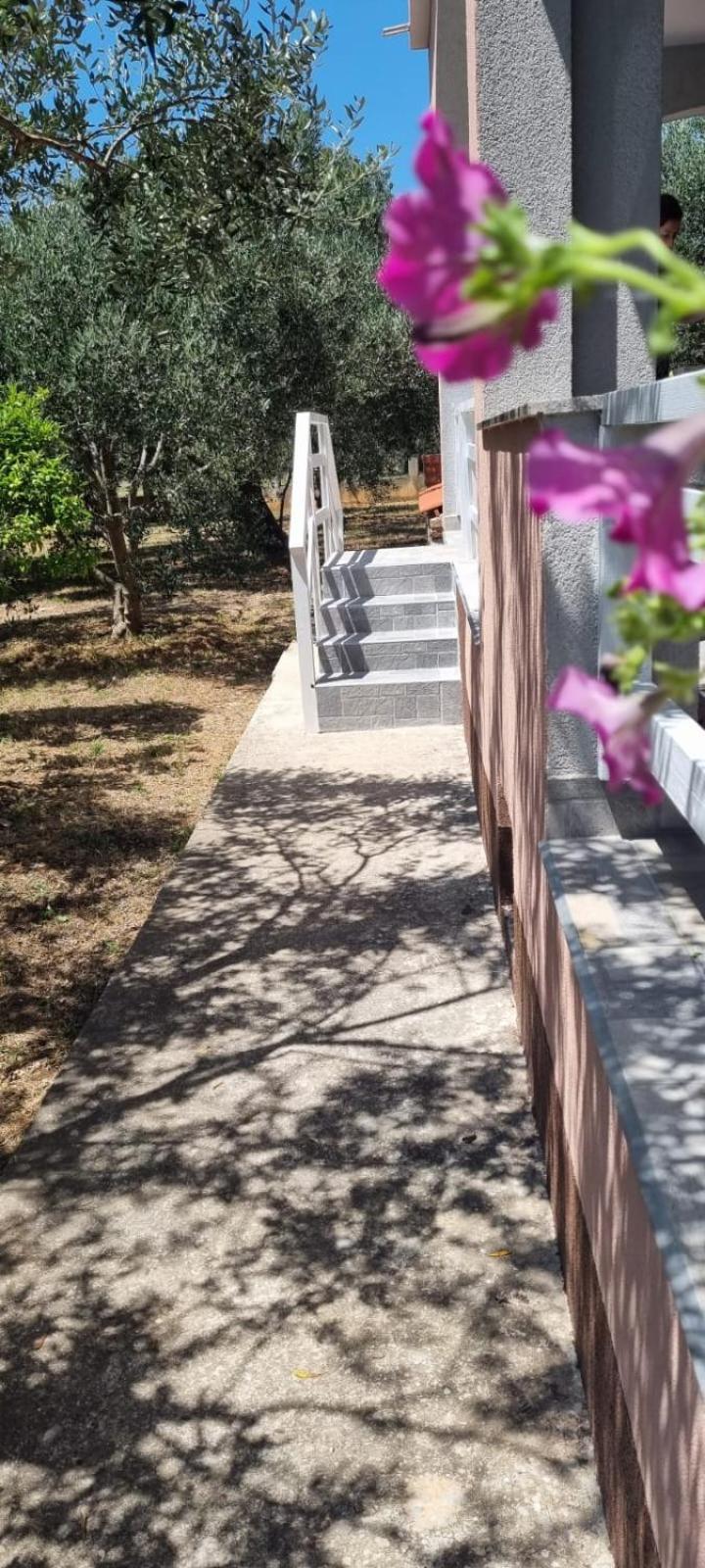 Apartman Rabatin Sveti Filip i Jakov Zewnętrze zdjęcie